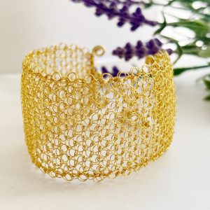 Brazalete Tejido a mano en Alambre chapado Oro 18k Hipoalargènico
