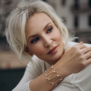 Brazalete Texturizado con Perlas | Magdala Joyería