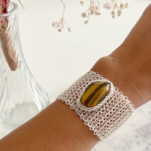 Brazalete Tejido a mano con piedra natural - Hipoalargenico